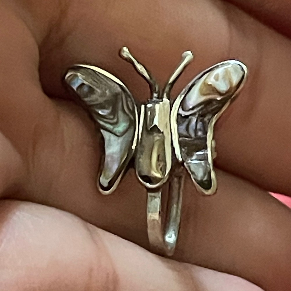 Vintage women's Butterfly Earrings Silver Abalone French Screw-on Jewelry‎
